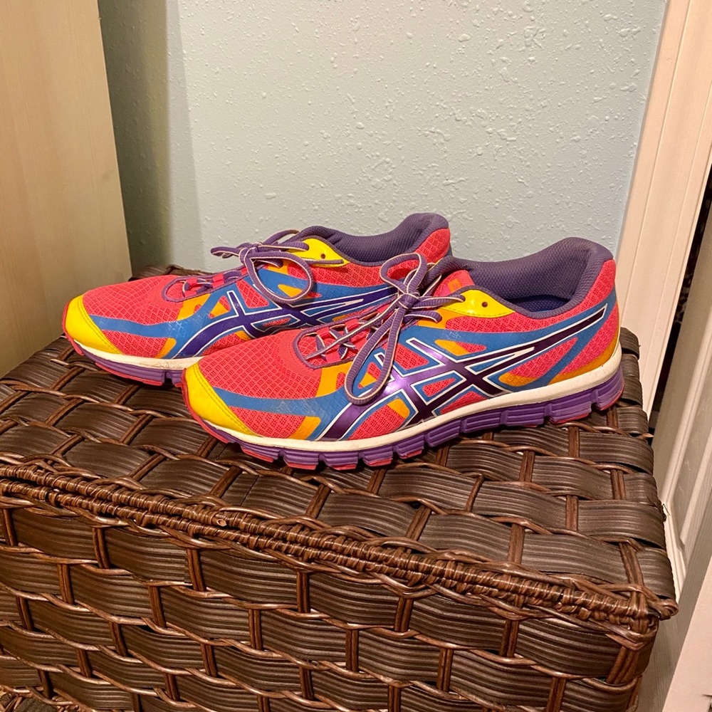 Asics Tennis Shoes